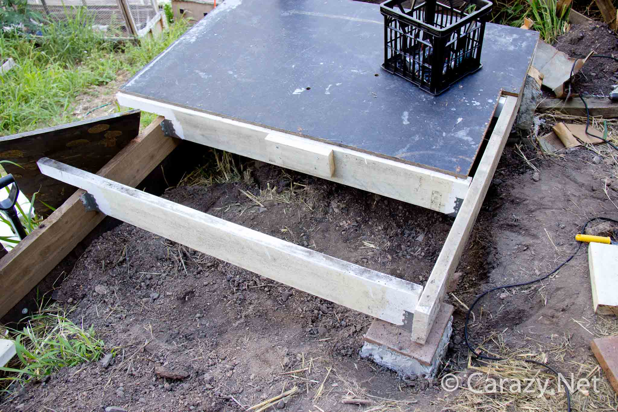 DIY Chicken coop build - The floor